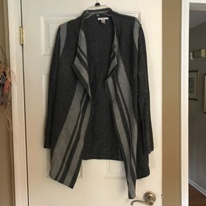Kenar cardigan-beautiful! Size small